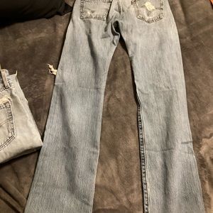 Levi jeans